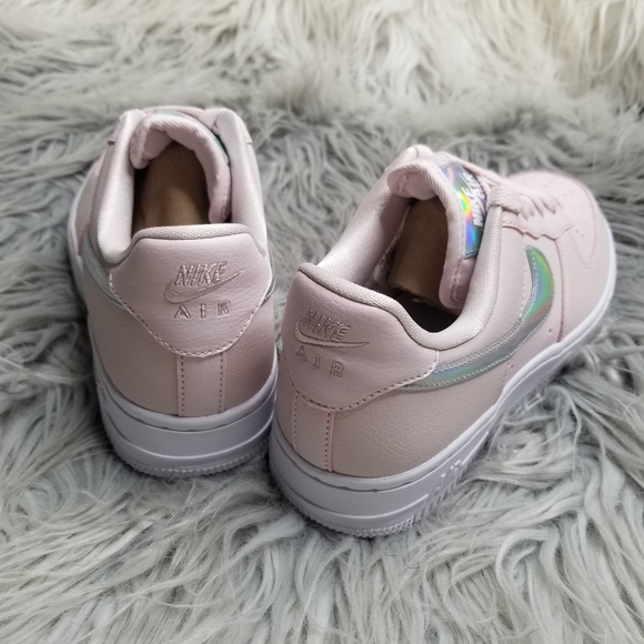💕 Nike Air Force 1 Low Pink Iridescent 💕 - Picture 3 of 5